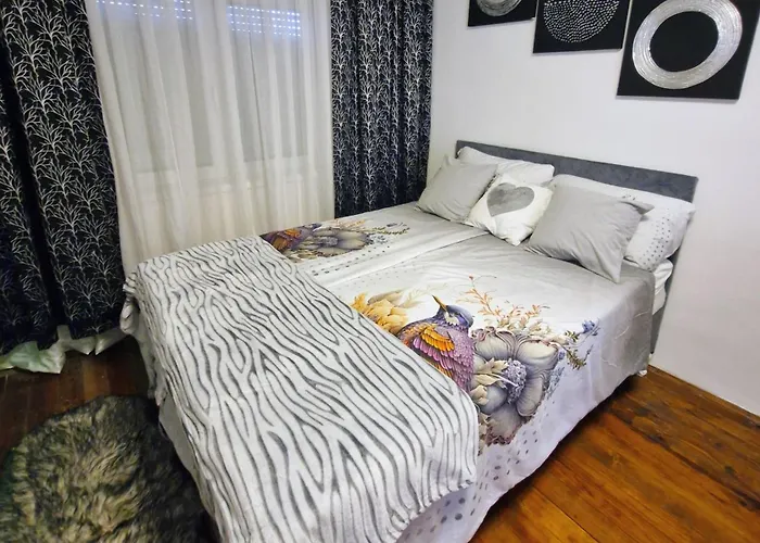 Old Town 2, Center ,parking Daire *